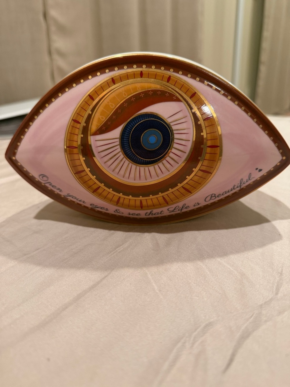 Decorative Eye Accent Figurine in Pink and Gold